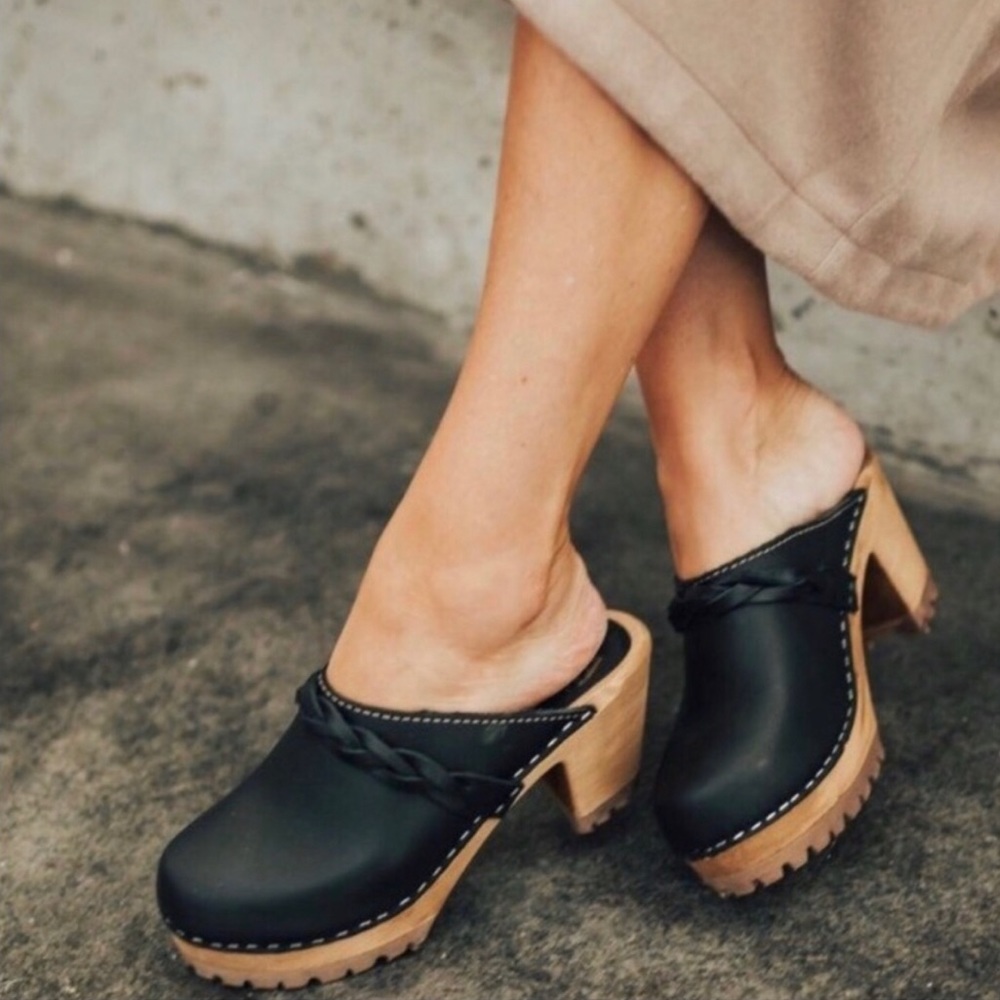 MIA Elsa black leather clog mules 38 8